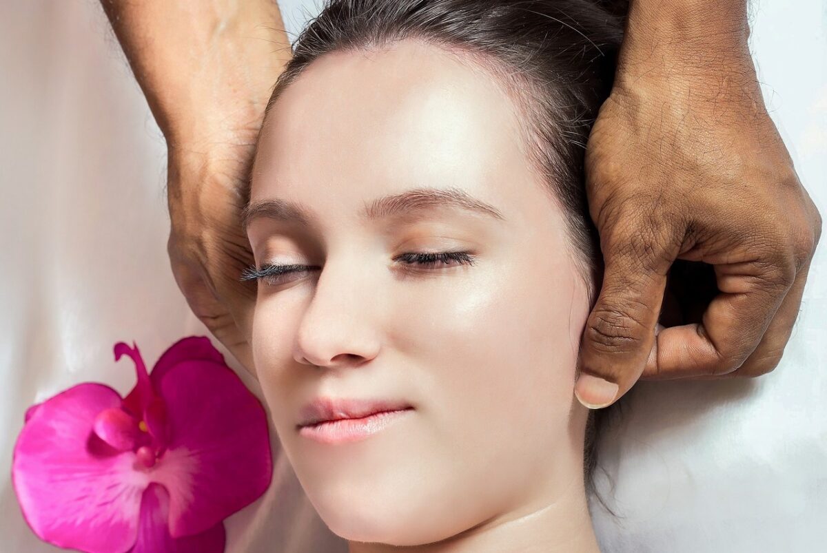 頭皮マッサージのおすすめ本ランキング10選!【頭ほぐし】